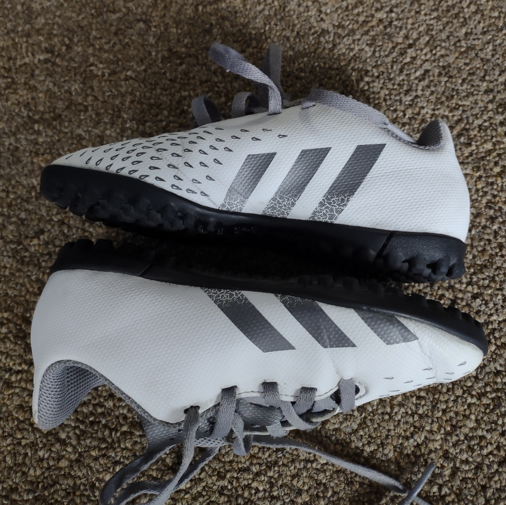 Adidas predator turf